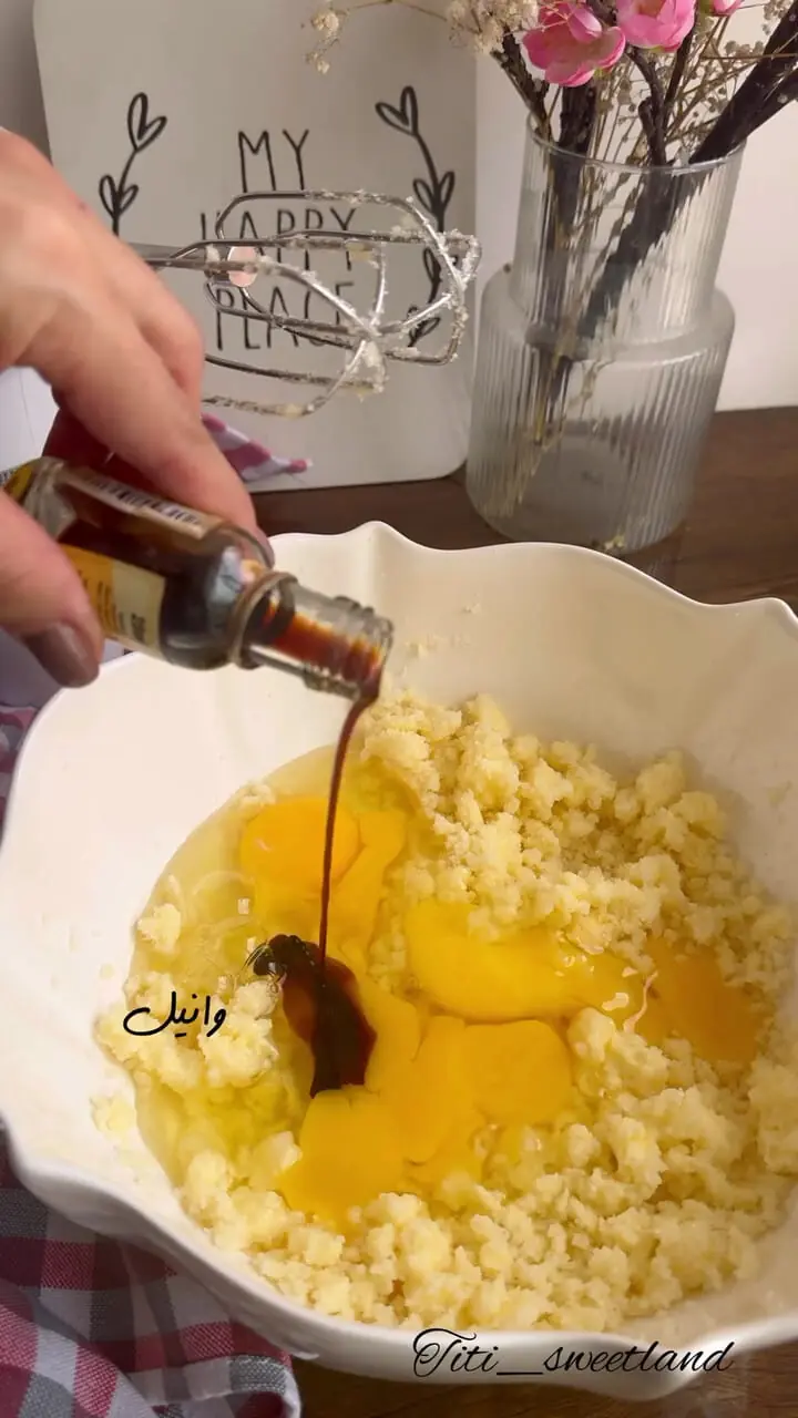 فیلم طرز تهیه کوکی شکلاتی ترک دار خانگی