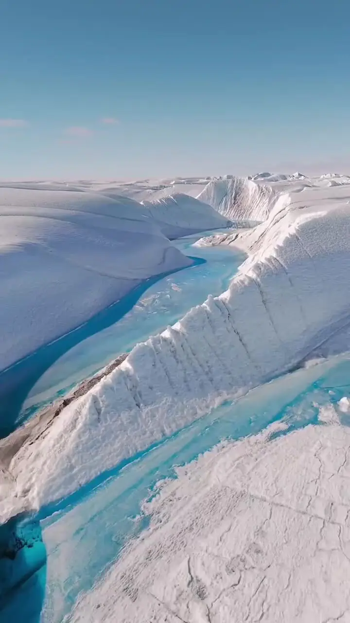 فیلم رودخانه های آبی کریستالی قطب جنوب