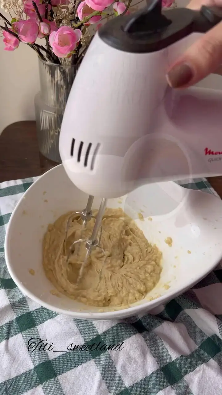 فیلم طرز تهیه کوکی گردو و قهوه برای عصرانه