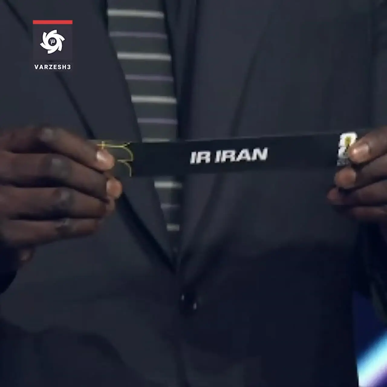 لحظه درآوردن نام ایران و هم‌گروهی با بلژیک توسط شکیل اونیل