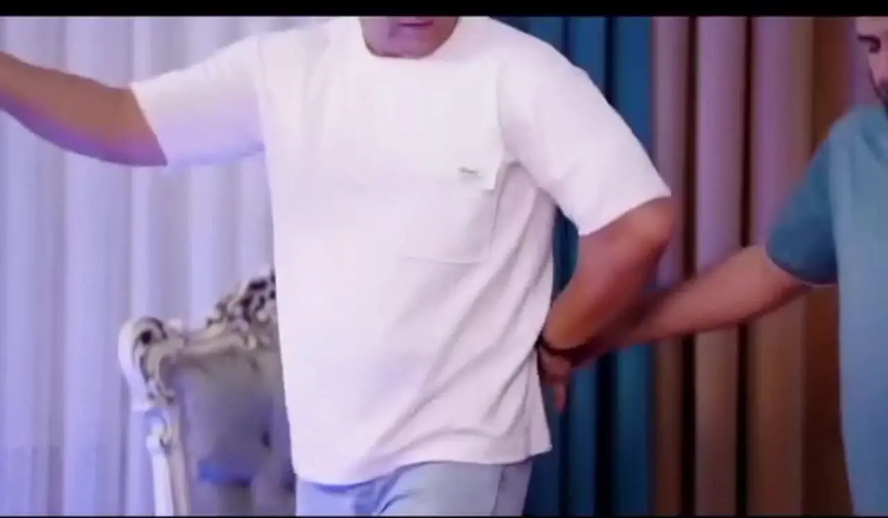 فیلم آواز و رقص  سید جواد هاشمی که یه صد باری شهید شده حالا پایکوبی رفت جانانه ...