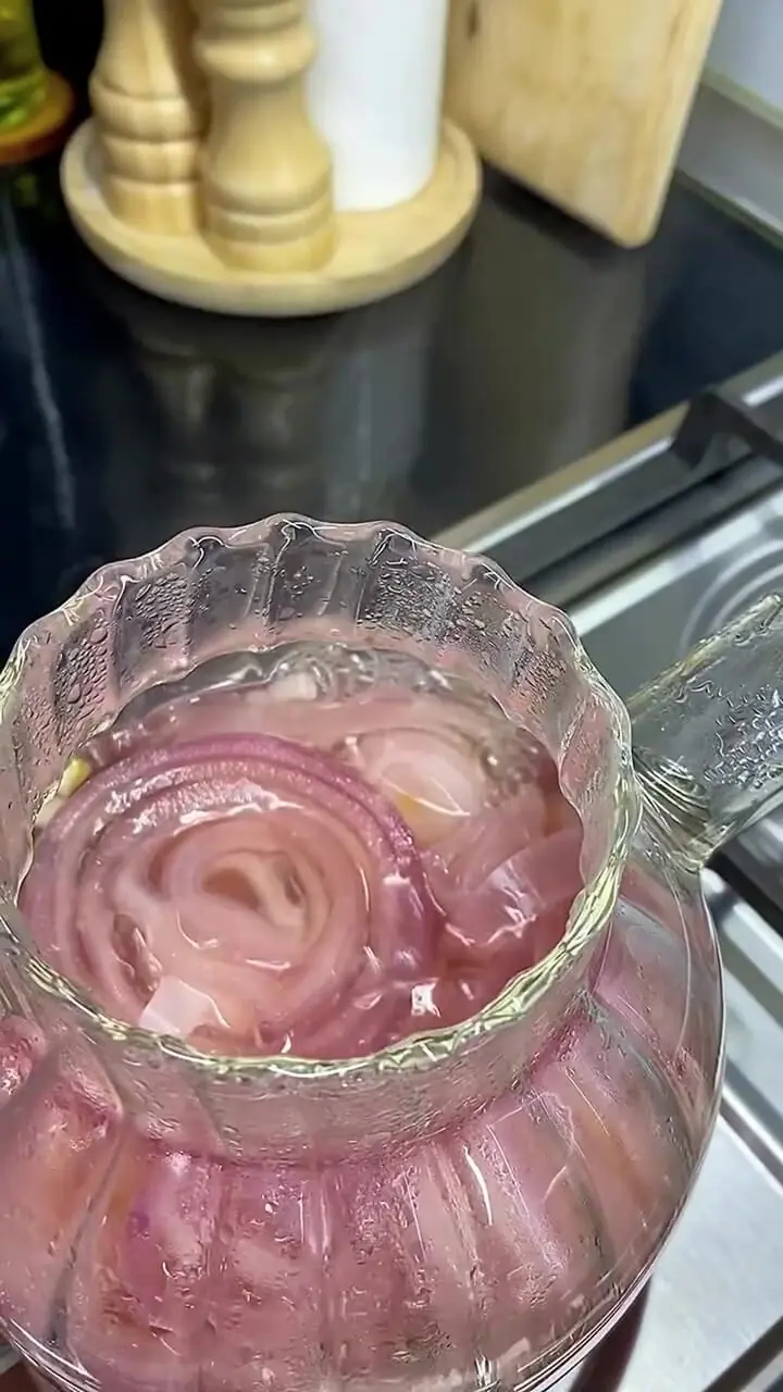 فیلم جوشانده پیاز برای گلو درد و سرفه