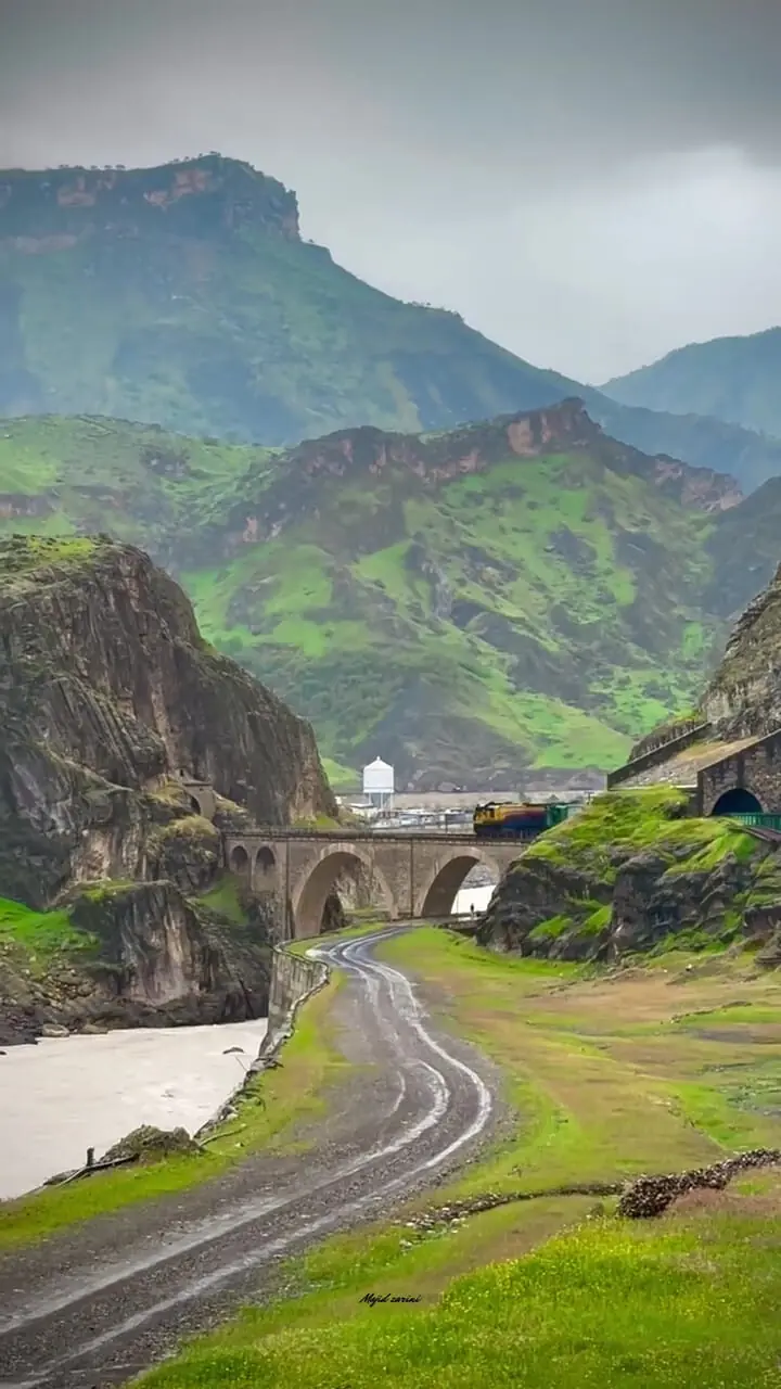 فیلم مسیر ریلی لرستان ایستگاه تنگ ۵