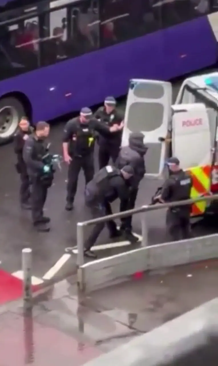 فیلم مصدوم شدن ۲۱ نفر در سرقت فرودگاه هیترو