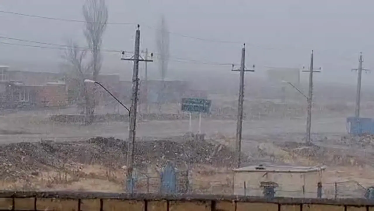 فیلم بارش اولین برف در مائین بلاغ تکاب