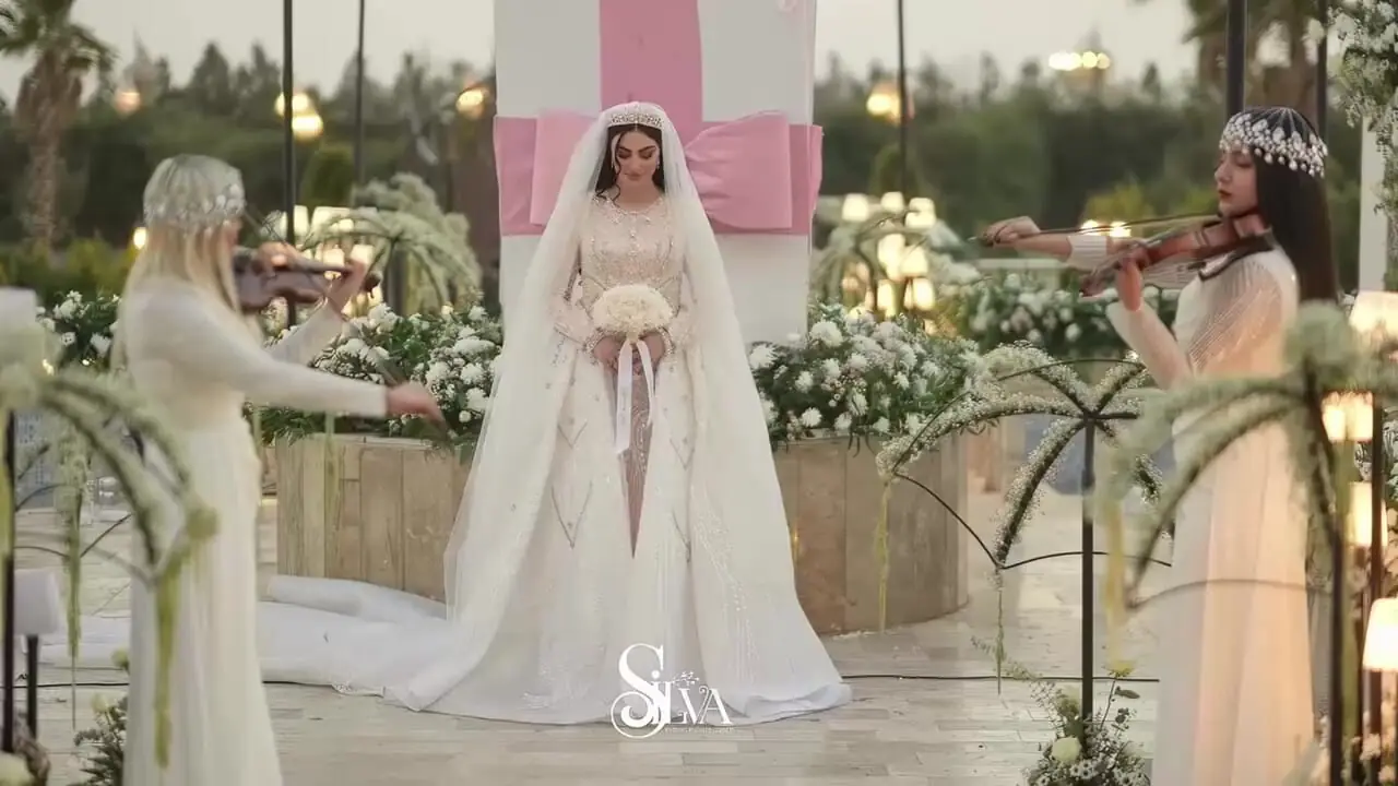 فیلم / مریم مومن : آنقدر توی  عروسیم بهم خوش گذشته ... /  دلم میخواد سال بعد بازم عروسی بگیرم .. چون .../ به این میگن عروس ندید بدید ها