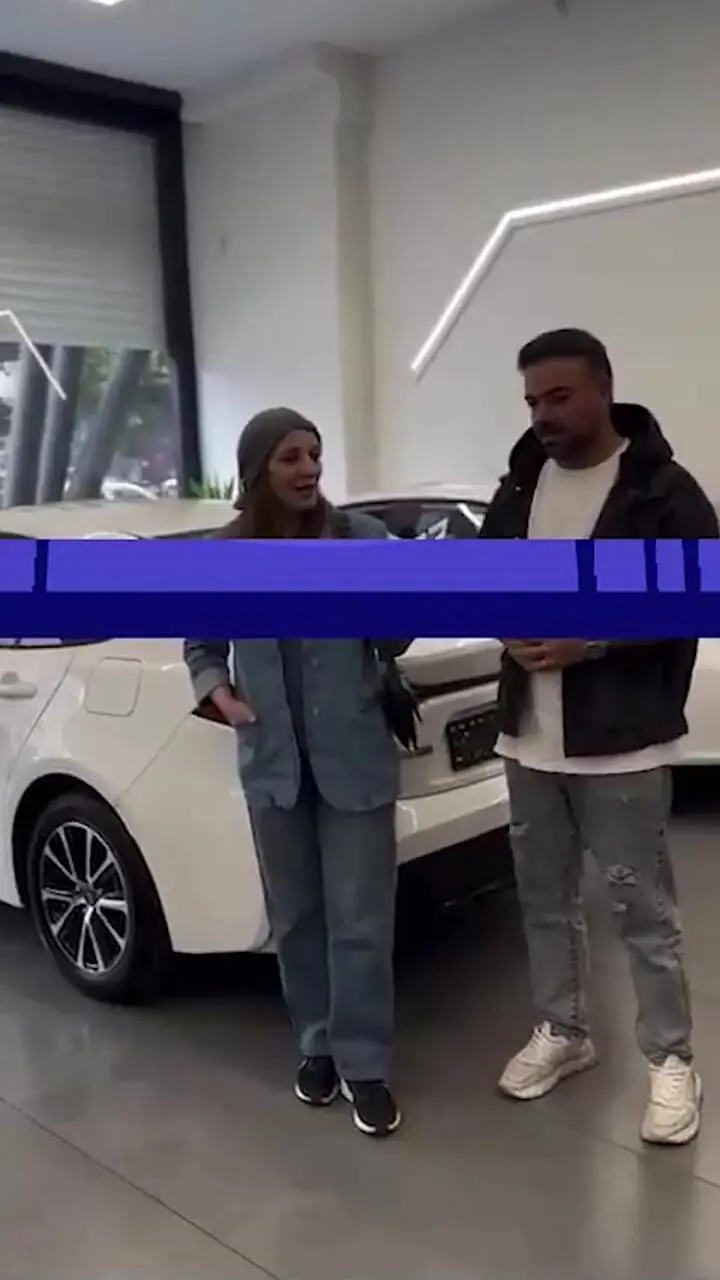فیلم/ رونمایی از امکانات هوش پران خودرو تویوتا لوین رویا میرعلمی که خدا تومن قیمتشه/ خانم بازیگر سوار بر آرزوهای جوان ایرانی