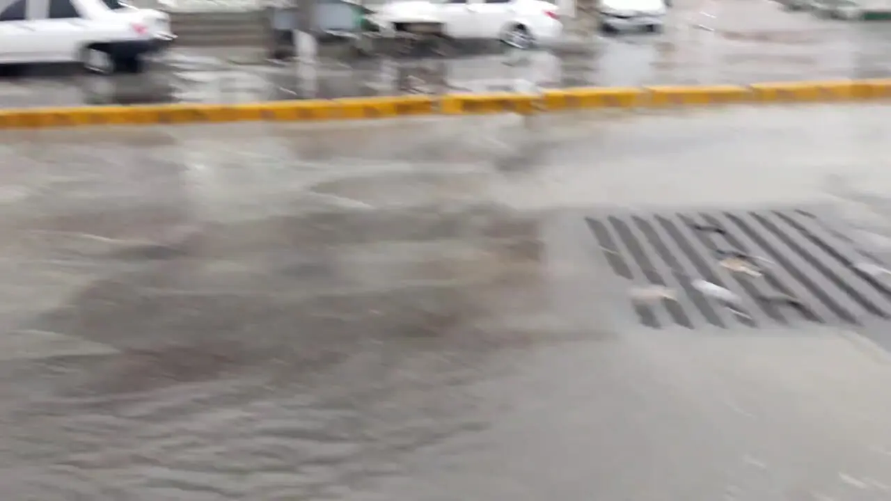فیلم آبگرفتگی خیابان های دهلران