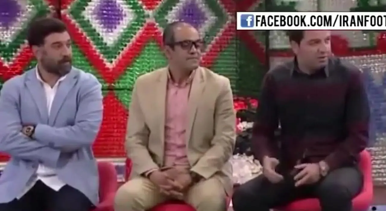 فیلم / کریم باقری چون زنش رفته بود سینما به بازی ملی نرسید ../ توی هتل داشت بچش رو میخوابوند ... سرمربی گفت بیاد بره بازی من میرم بچه رو میخوابونم ...