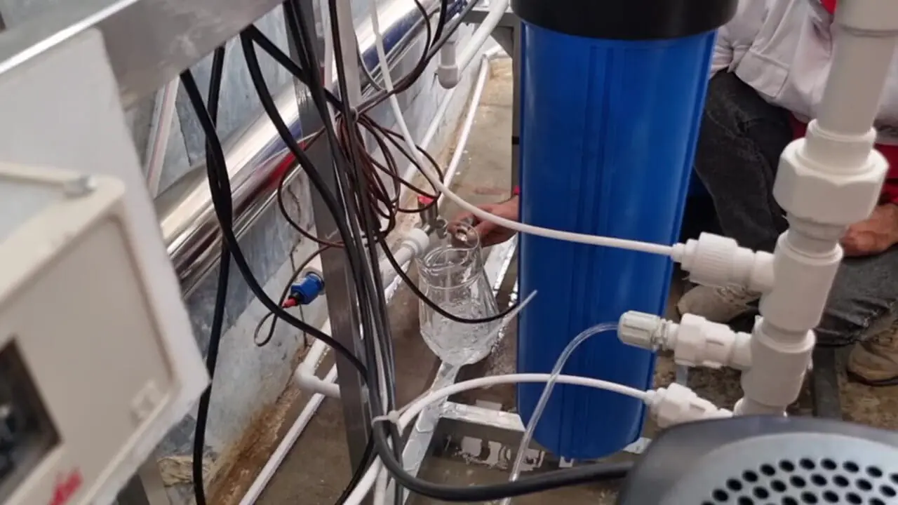 جمعیت هلال‌احمر زنجان، محرومان لرستان را صاحب آب سالم و خدمات درمانی کرد + فیلم