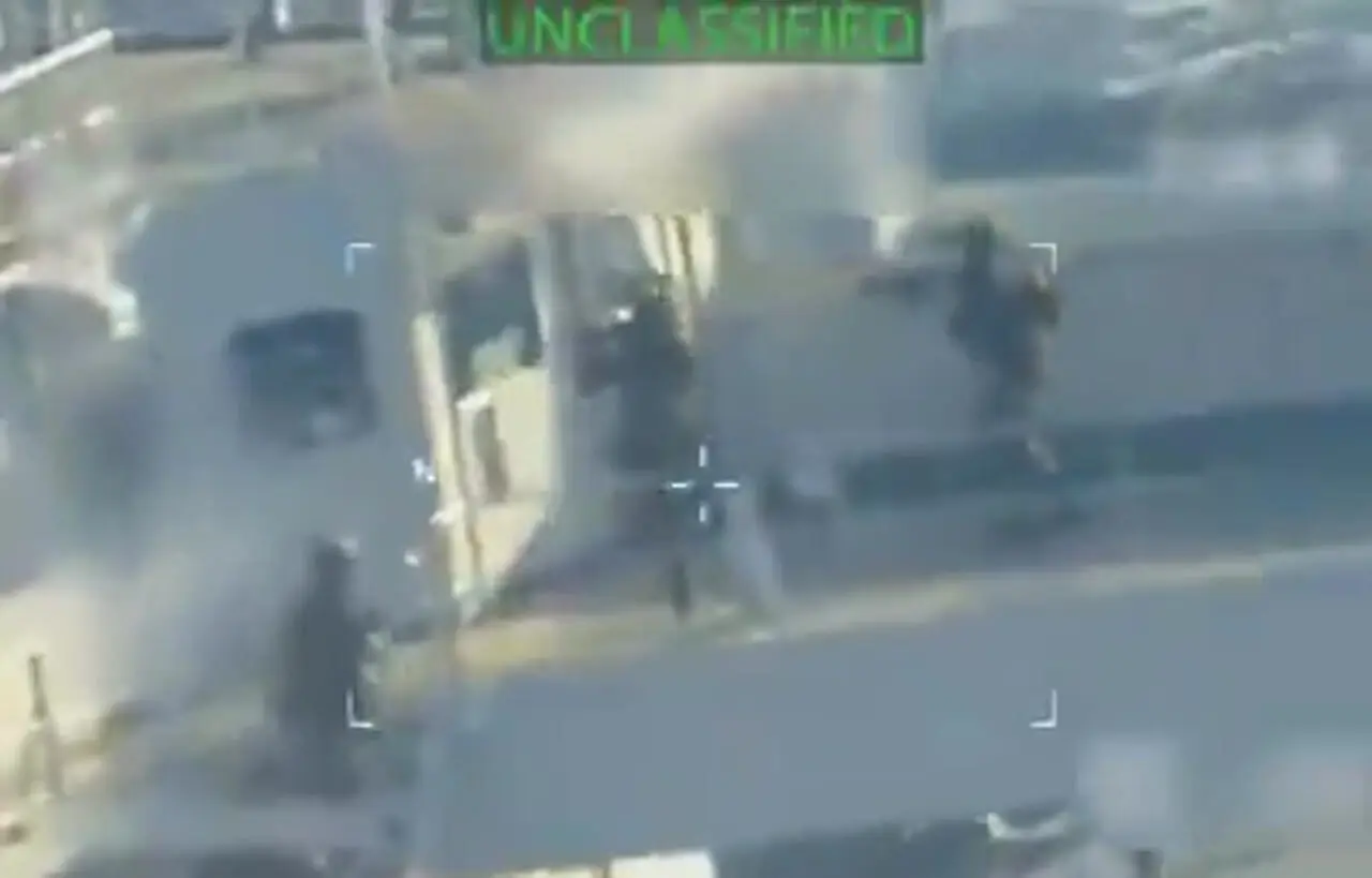 فیلم توقیف نفتکش SKIPPER توسط نیروی دریایی آمریکا