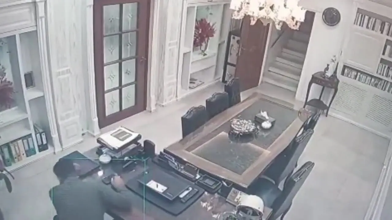 فیلم لحظه مرگ وکیل خسرو علی کردی در دفتر کارش