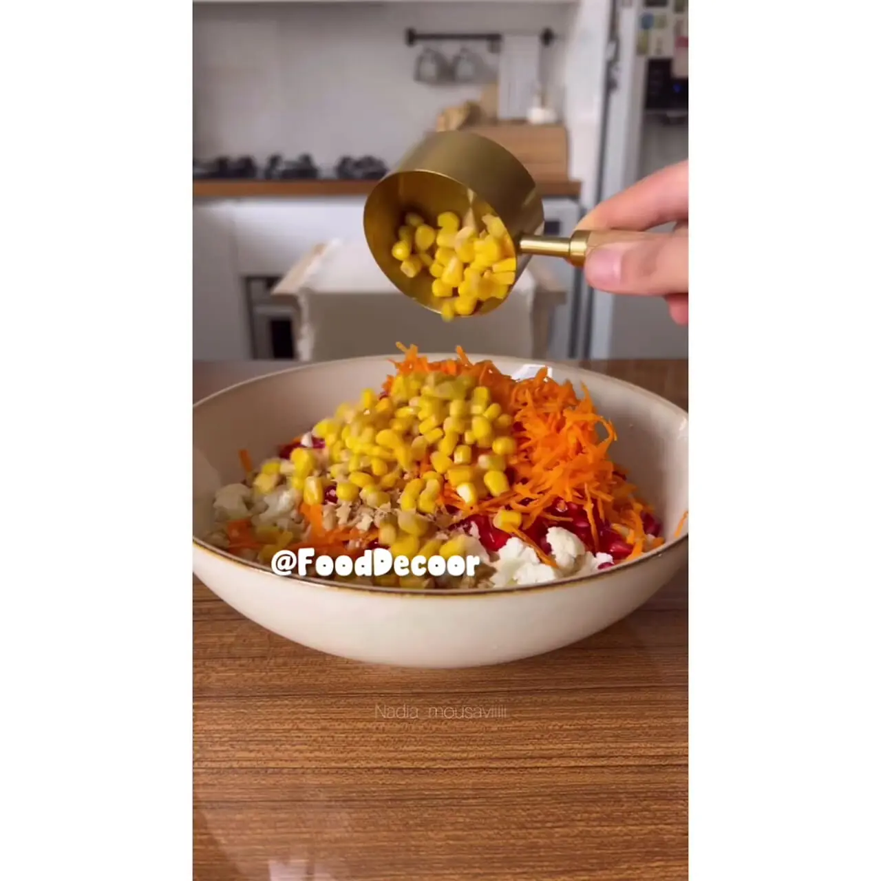 طراوت پاییز در سالادی خوشمزه و سالم + فیلم 