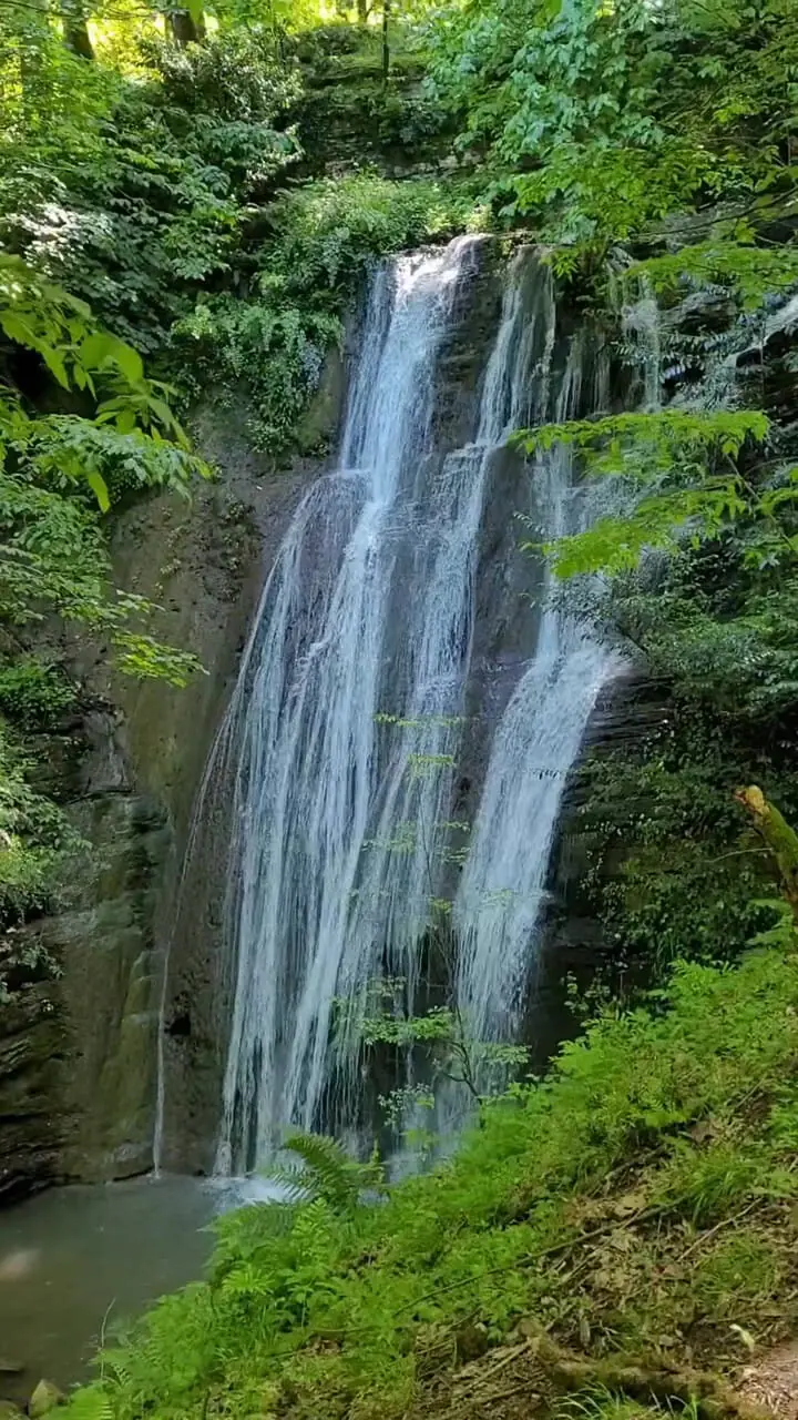 فیلم آبشار دهجان در منطقه خرماسیسکو لنگرود