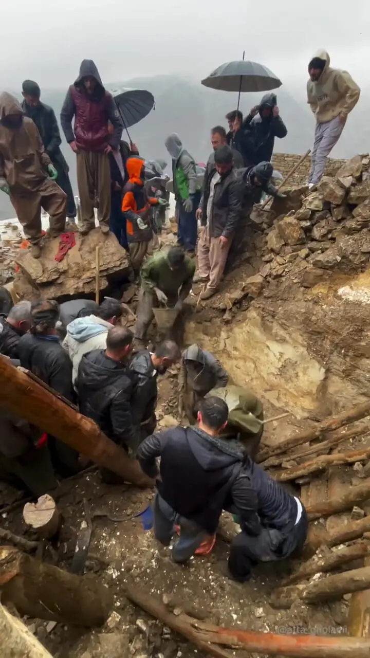 فیلم تلاش مردم هورامان برای نجات قوچ گرفتار