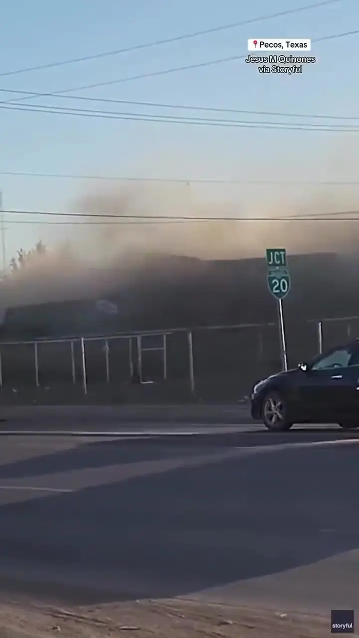 فیلم خروج قطار از ریل در پیکوس تگزاس