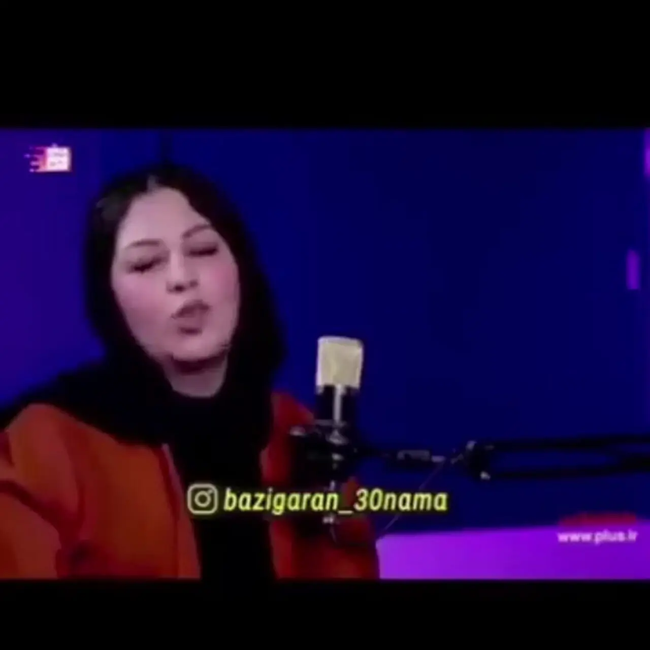 فیلم / گیتی قاسمی : بعد از جدایی در تهران جایی نداشتم بمونم ... / شب ها توی نمازخونه فرودگاه میخوابیدم تا فرداش بتونم پسرمو ببینم/ مادر است دیگر ...