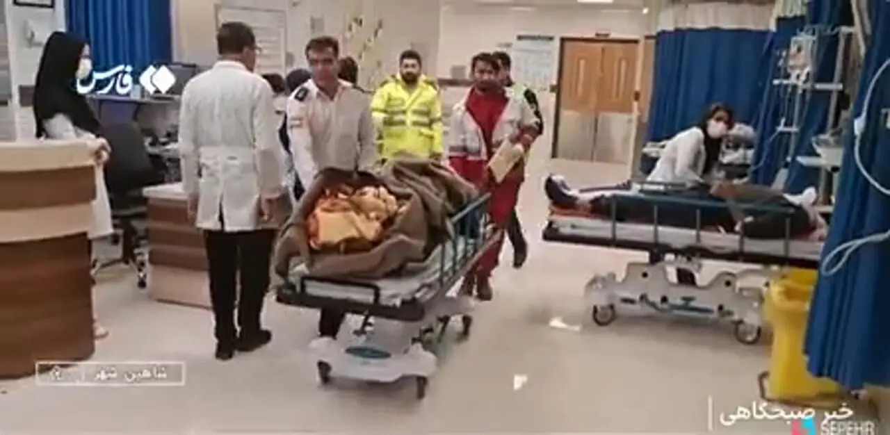 فیلم روایت مصدومان از لحظه واژگونی اتوبوس اصفهان به مشهد