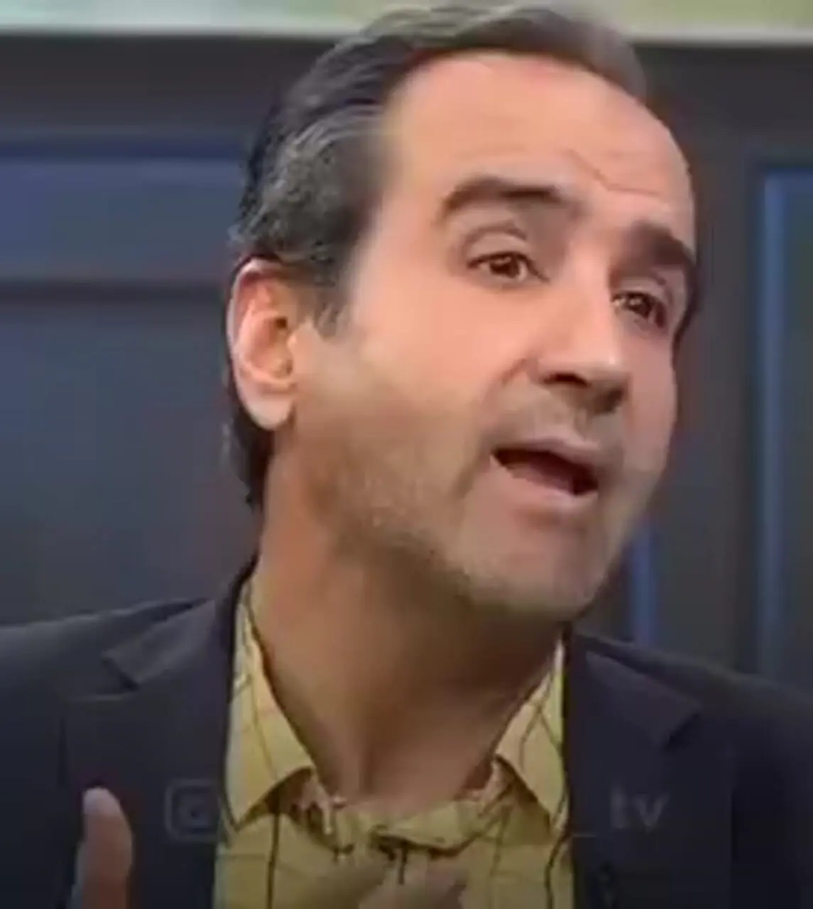 فیلم گفت‌وگوی المیرا شریفی مقدم با سعید شیخ زاده