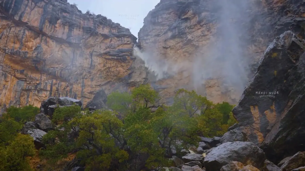 فیلم آبشار فصلی پل زال