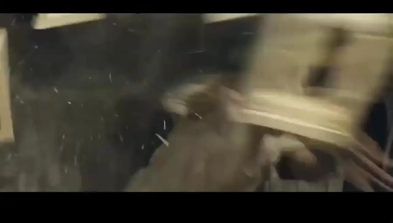 دانلود آهنگ جدید محسن چاوشی به نام «عجب اومدی»/زمستون شده از این سایه ی جگر خون شده سراغی بگیر ...  + + فیلم موزیک ویدیو سریال بامداد خمار