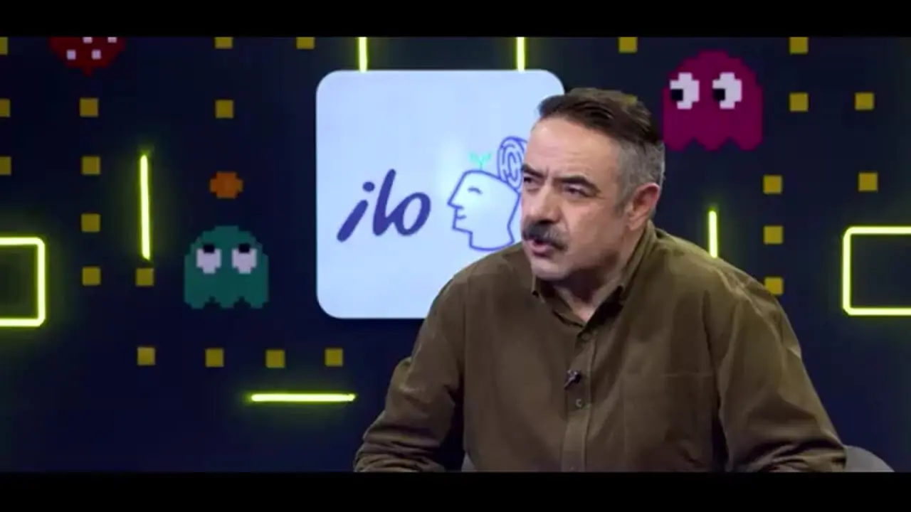 ویدئو/ بساط غیبت امیرحسین قیاسی هم جور شد/ حسن معجونی: با رامبد حال نمیکنم! مهران مدیری و رامبد جوان از جفتشون بدم میاد!