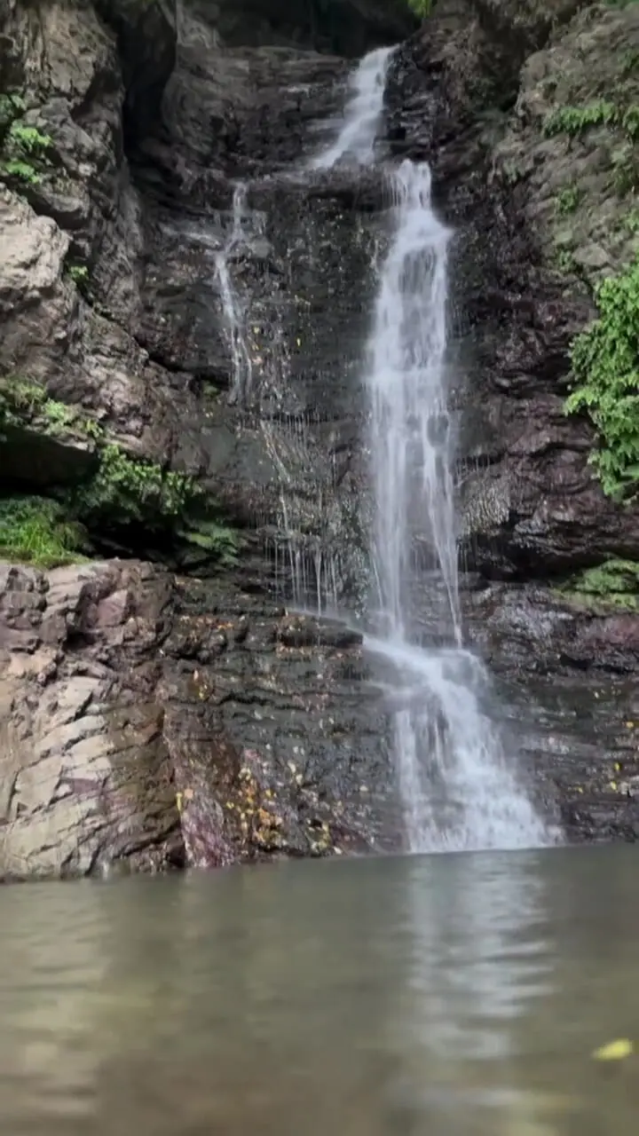 فیلم آبشار دودوزن / جواهری طبیعی در گیلان