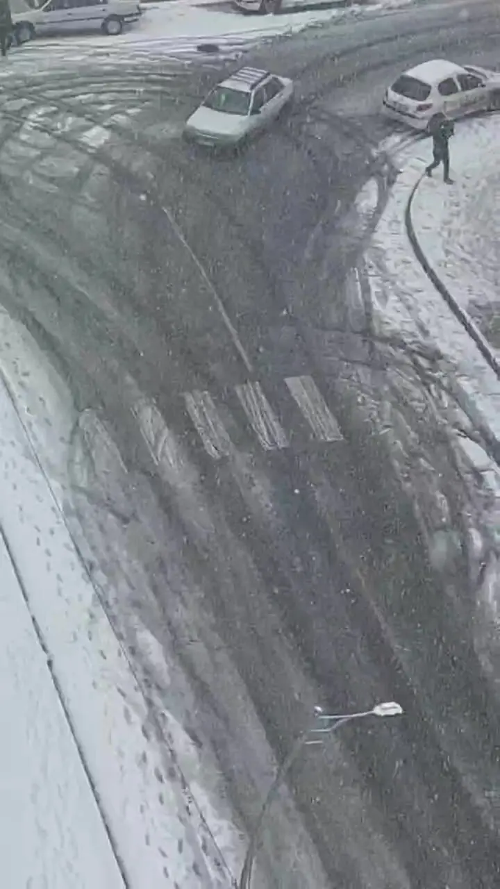 فیلم خیابان‌ها و کوچه‌های برفی اراک