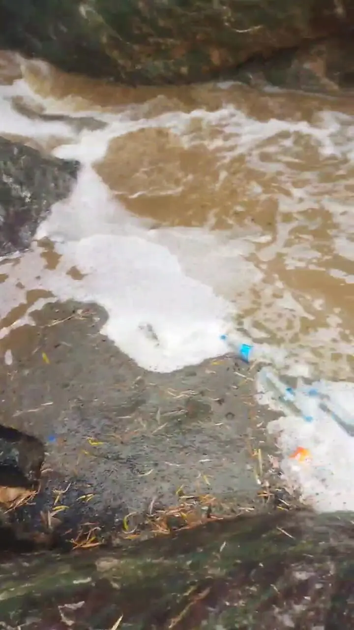 فیلم آبشار چهارده بیرجند بعد از بارندگی های امروز