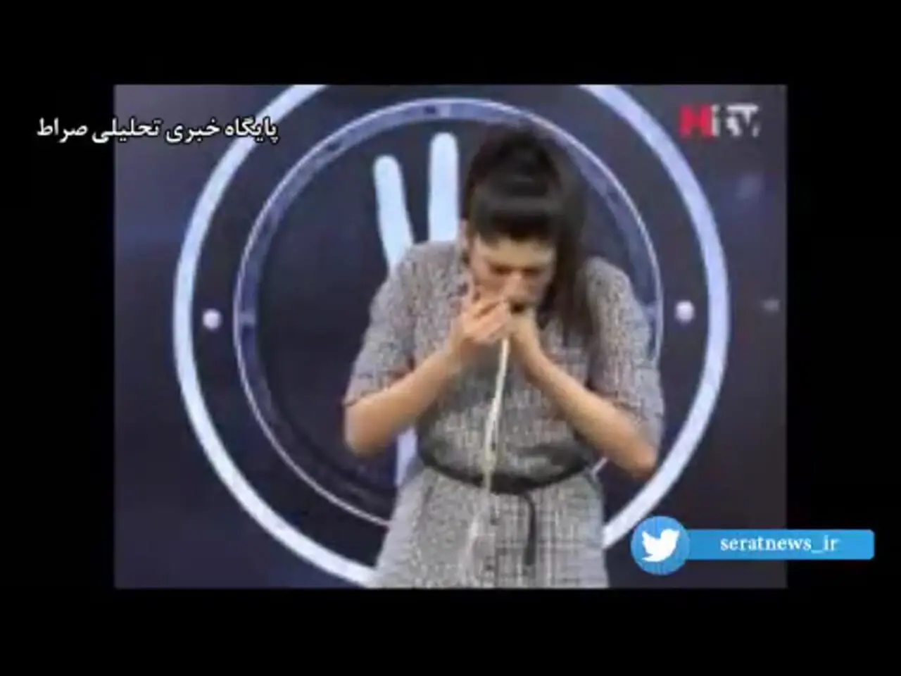 فیلم ثبت رکورد جهانی با مار توسط دختر پاکستانی