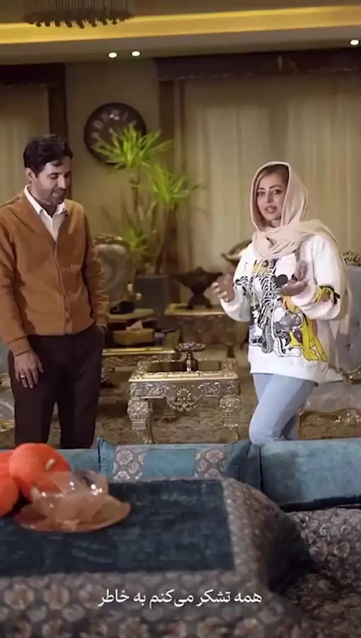 فیلم/آماده شدن برای شب یلدا به سبک نفیسه روشن، همراه با حال و هوای نوستالژی/ کرسی ایرانی با یاد خاطرات خونه مادربزرگ...!