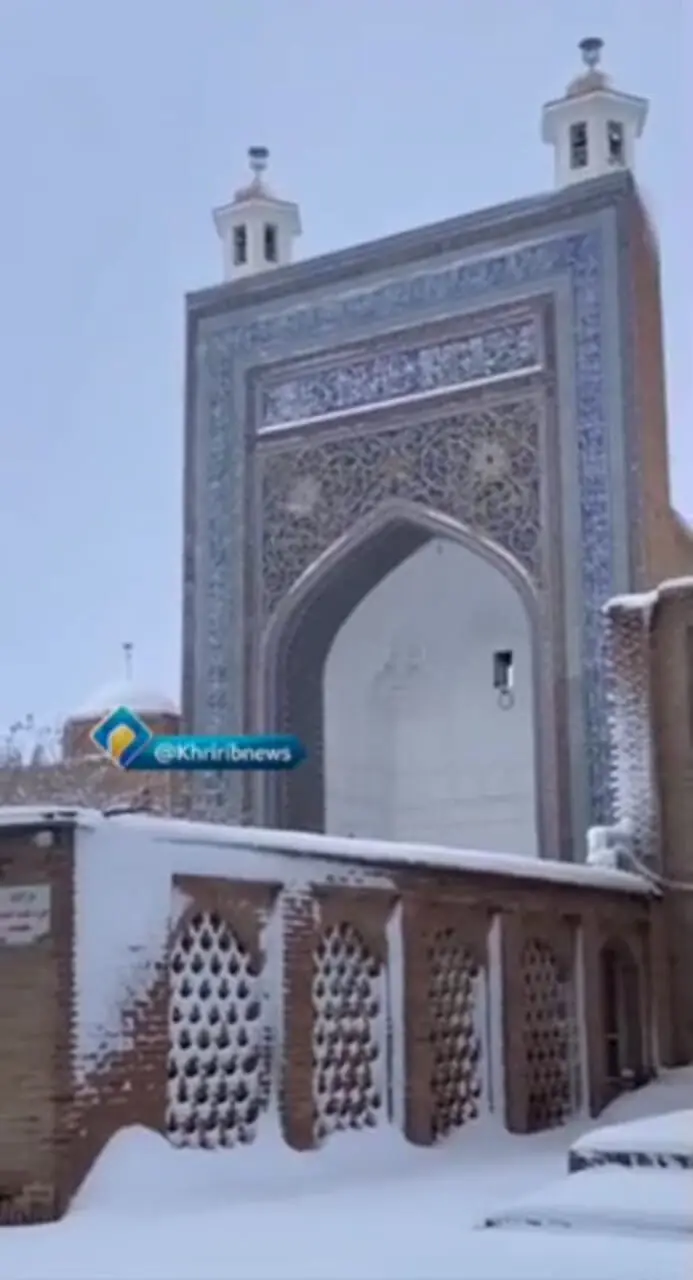میراث تاریخی زیر برف؛ حال‌وهوای زمستانی مزار شیخ احمد جامی و کاخ خورشید + فیلم