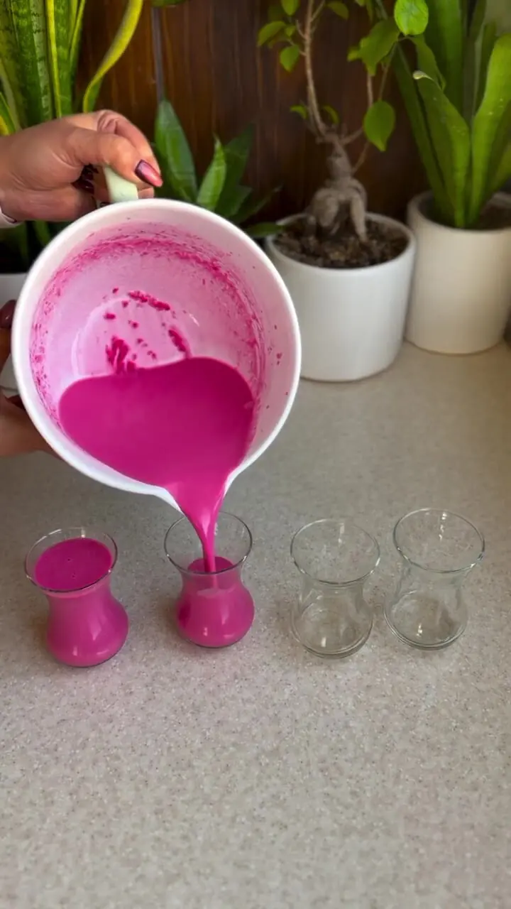 موس انار؛ انفجار طعم ترش و شیرین در یک قاشق + فیلم 