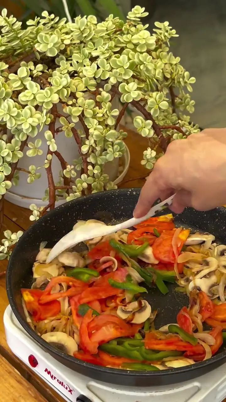 غذاهای نونی؛ انتخابی سریع و خوشمزه برای هر وعده + فیلم