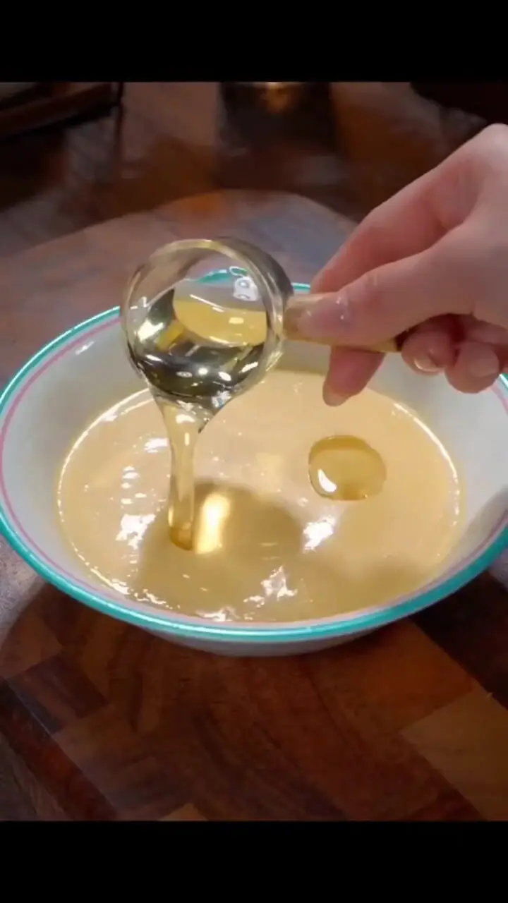 فیلم طرز تهیه مرغ سوخاری نواری خوشمزه