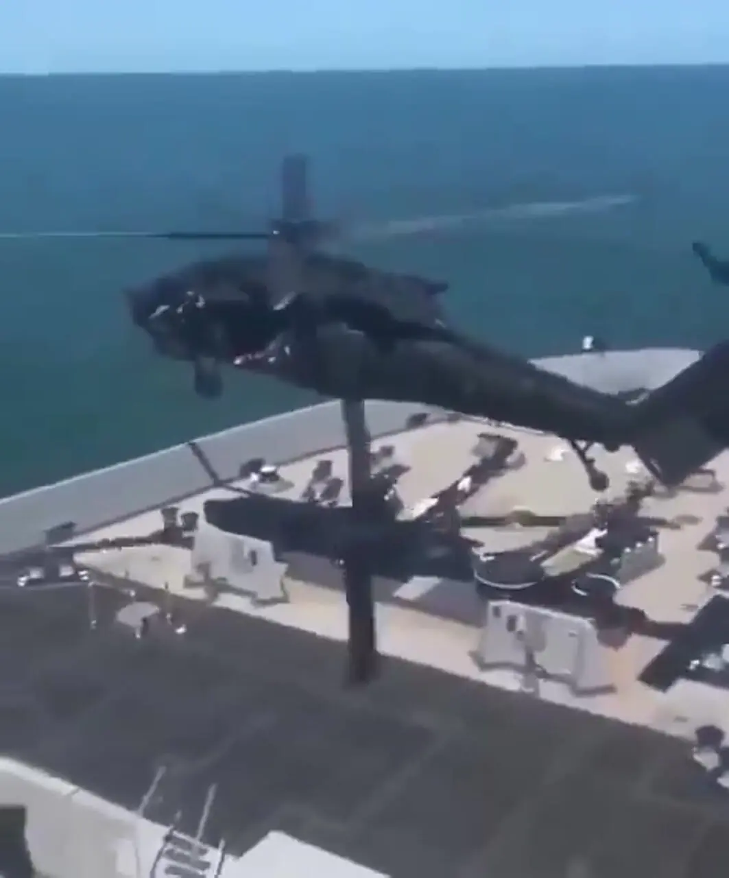 فیلم توقیف نفتکش تحریم شده ونزوئلا در آب‌های بین‌المللی