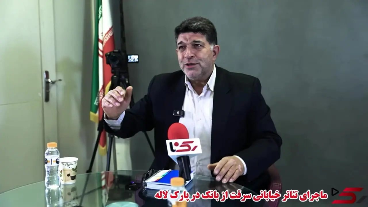 سرهنگ خجسته در گفت‌وگو با رکنا: پایه‌گذار نمایش‌های میدانی پلیس در ایران بودیم / مردم برای دیدن «فیلم زنده» در تئاتر شهر سه ساعت زودتر صف می‌کشیدند