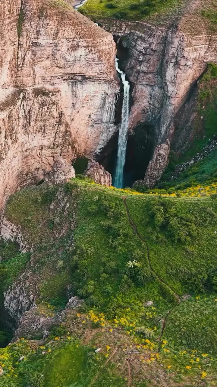فیلم چشم انداز دیدنی آبشار مران