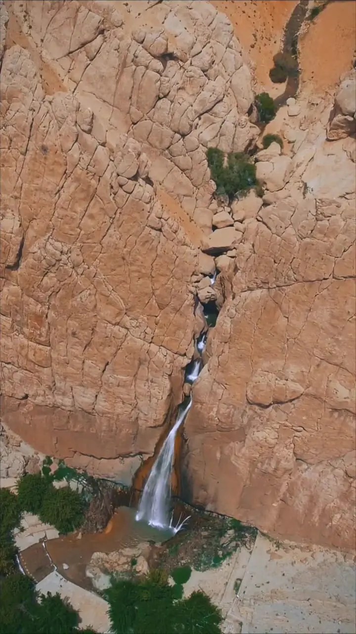 فیلم چشم انداز دیدنی آبشار سمیرم