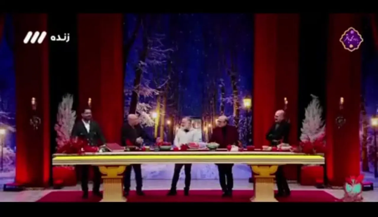 فیلم/حرکات موزون مسعود روشن‌پژوه پس از صعود ایران به جام جهانی در آنتن زنده شبکه 3!