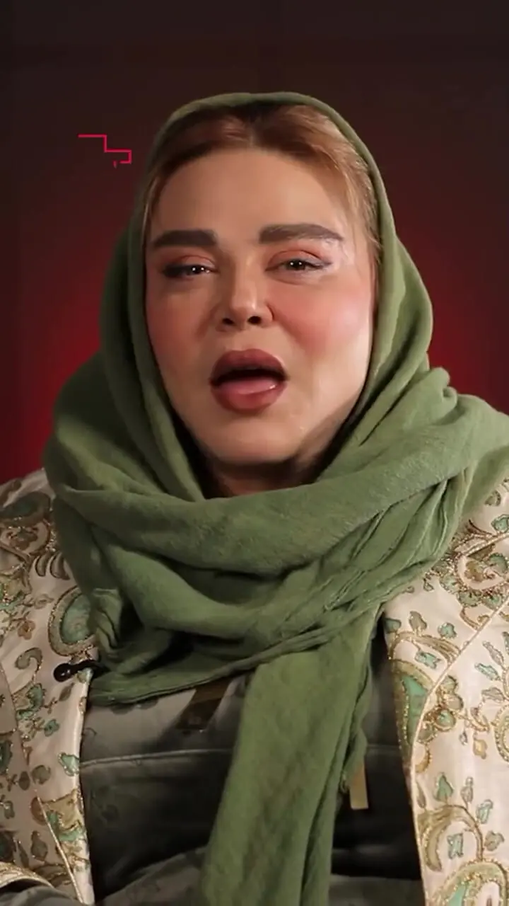 فیلم / رونمایی بهاره رهنما بدون سانسور :  من خانوم ها بویژه خانم بازیگرهارو دوست دارم اما دست به یکی میکنن بر علیه من.../ چرا آخه ...