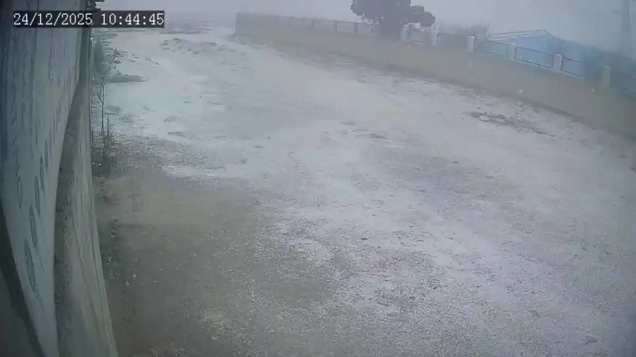 فیلم بارش برف و آرامش زمستانی در کرج