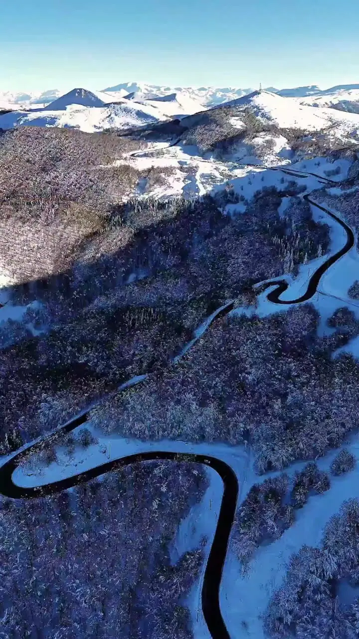 سیاهکل؛ دروازه سبز گیلان به دل جنگل‌های دنا + فیلم