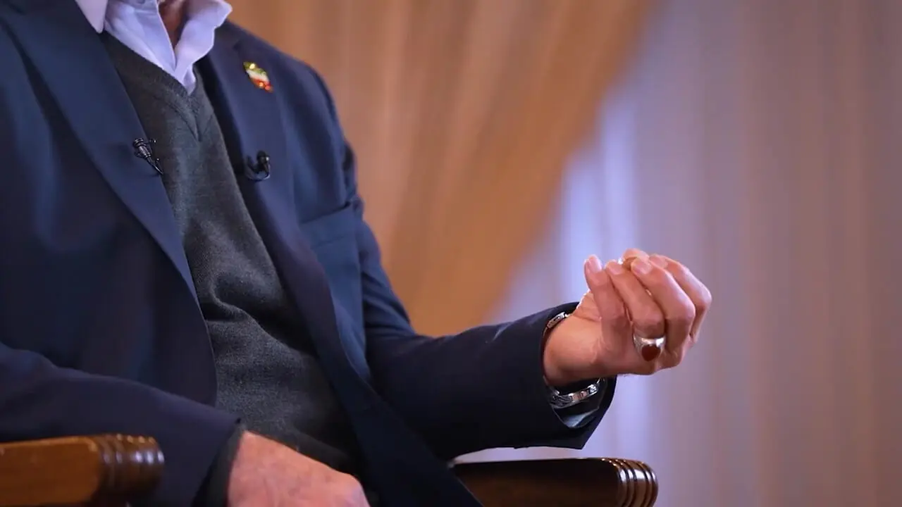 گفت و گو مسعود پزشکیان با رسانه خامنه ای.IR + فیلم