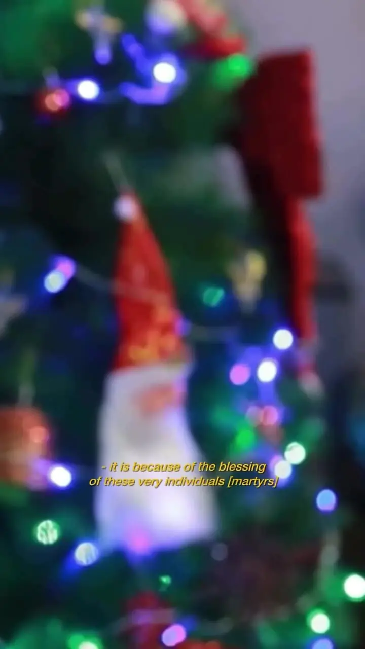 لحظه دیدار رهبرانقلاب با خانواده شهید مسیحی در آستانه سال نو میلادی