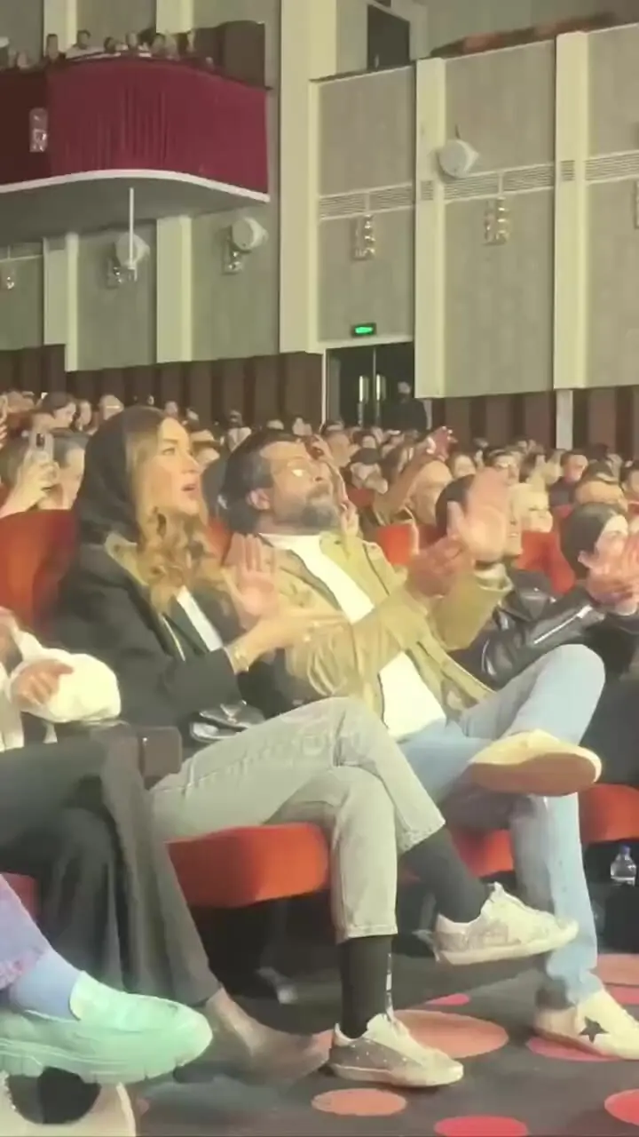 فیلم / حال خوب و عاشقانه های متین ستوده و کامران تفتی در کنسرت امید حاجیلی