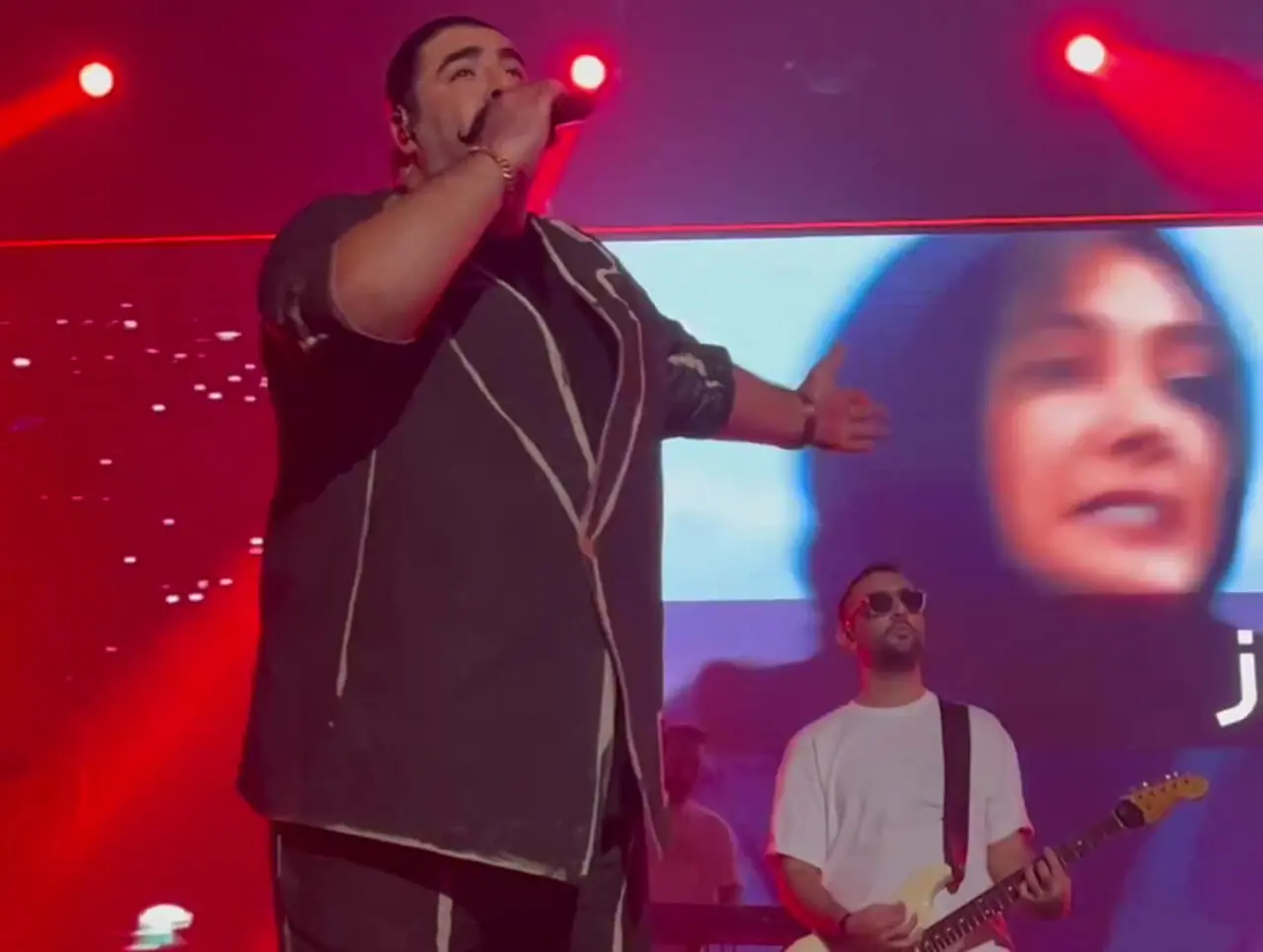 فیلم / سورپرایز ویژه و متفاوت سپند امیرسلیمانی در تولد بهنام بانی/ امیدوارم سالهاى سال همینطور ...