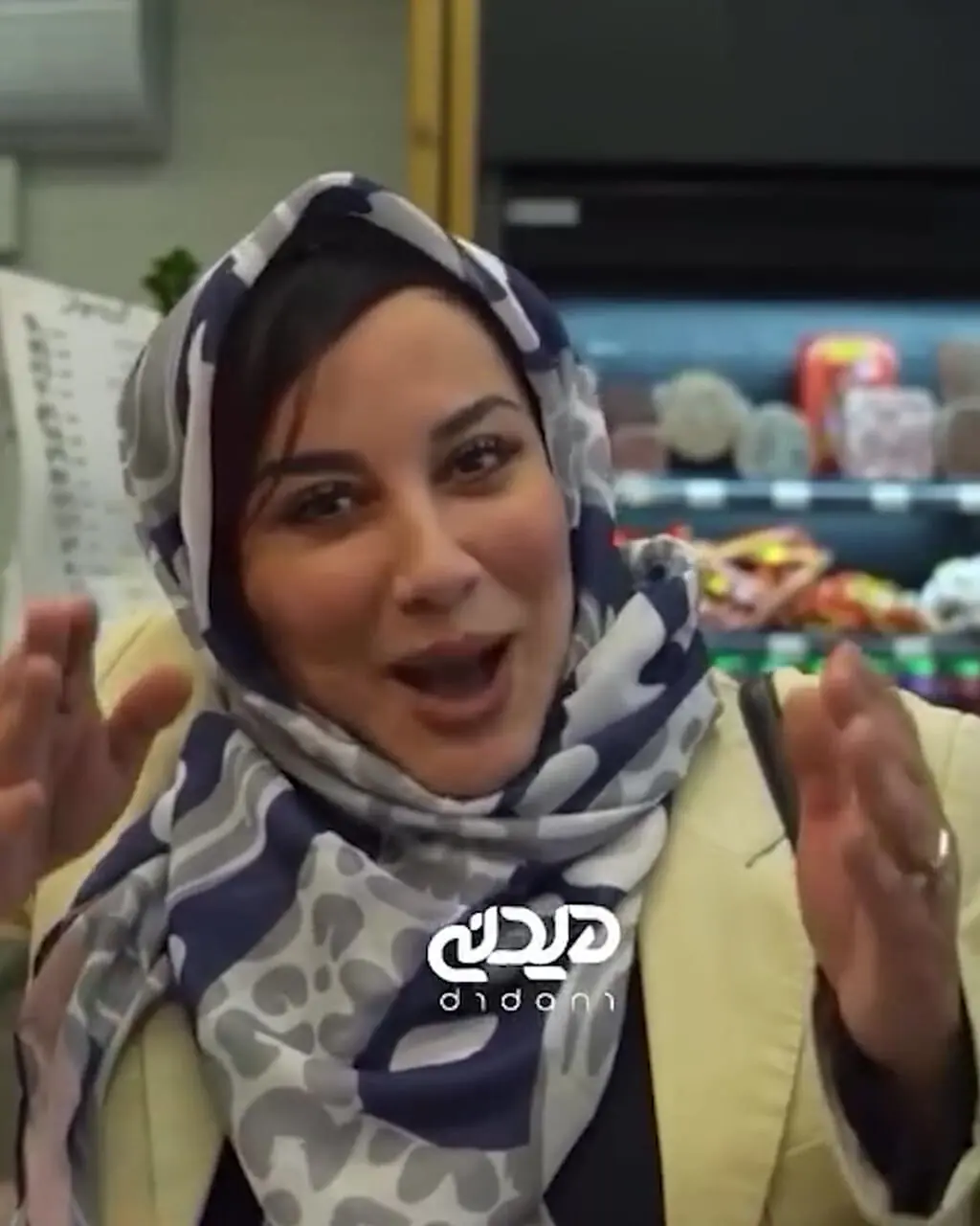 فیلم تلخ / ناتوانی آشا محرابی در خرید گوشت و میوه در این گرانی / روزی که خانم بازیگر با دیدن قیمت ها شوکه شد