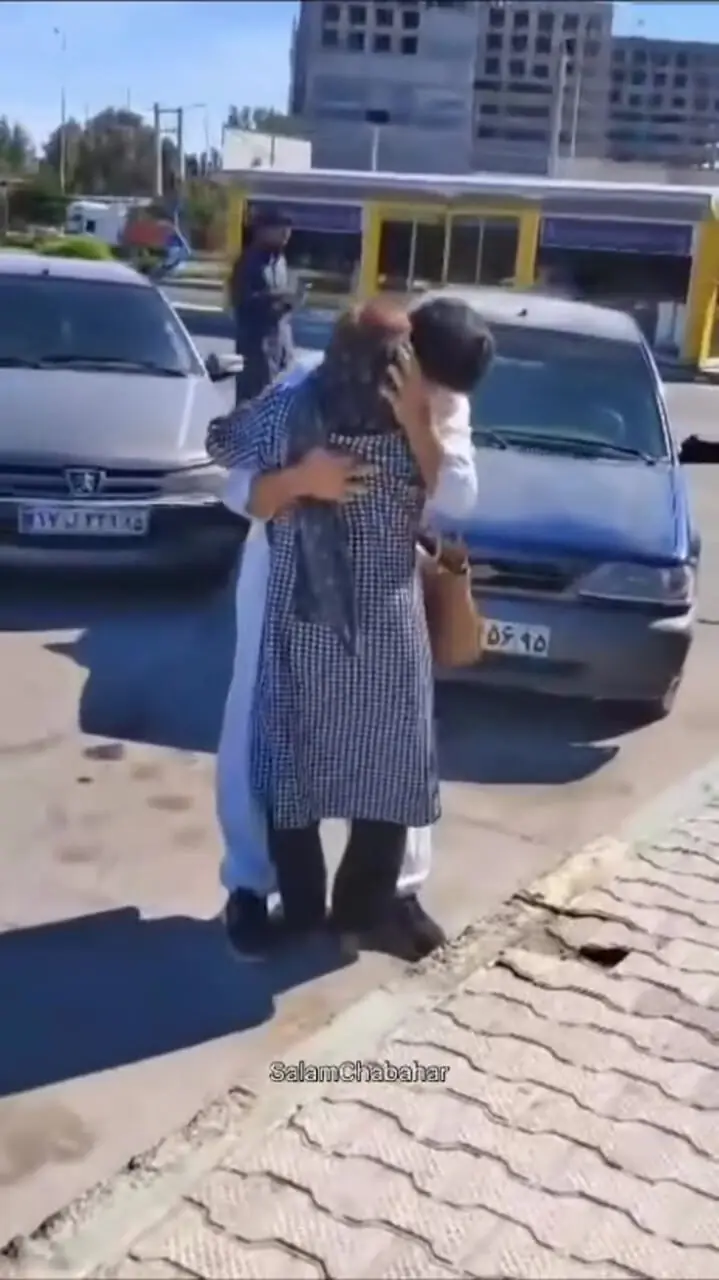 فیلم / جگرسوز از بهم رسیدن مادر و پسر بعد از 20 سال دوری