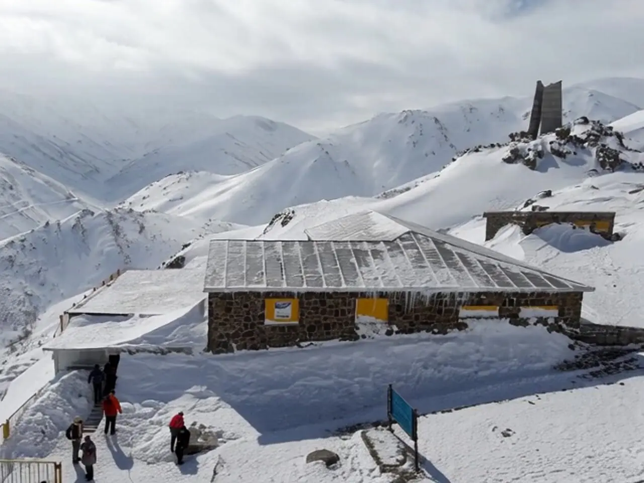 فیلم پناهگاه میدان میشان در کوه الوند